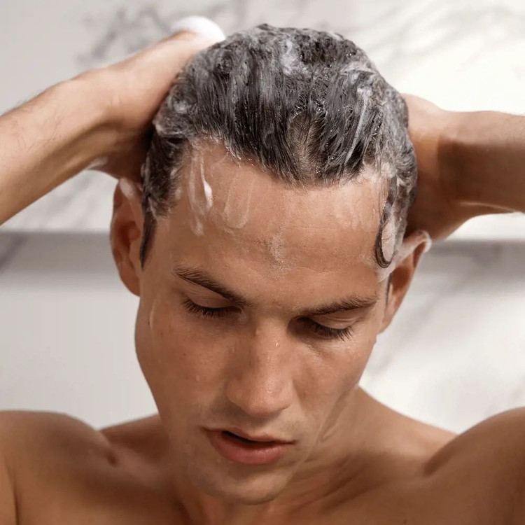 شامپو ضد ریزش مو دولوجی